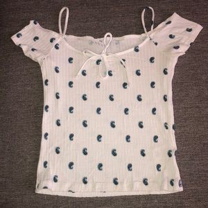 Off the shoulder top (size S)